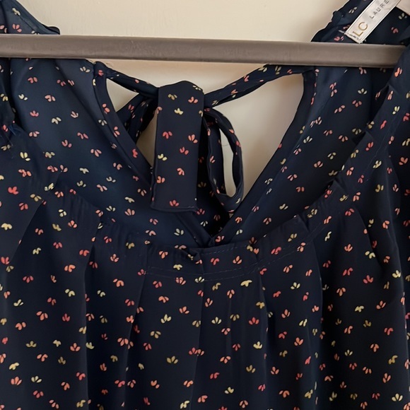 Lauren Conrad Navy Blue Pleated Neck Blouse. Size S - Picture 8 of 10
